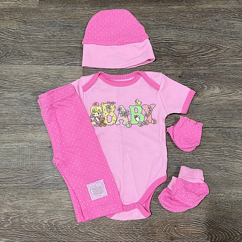 Precious Moments Outfit Set